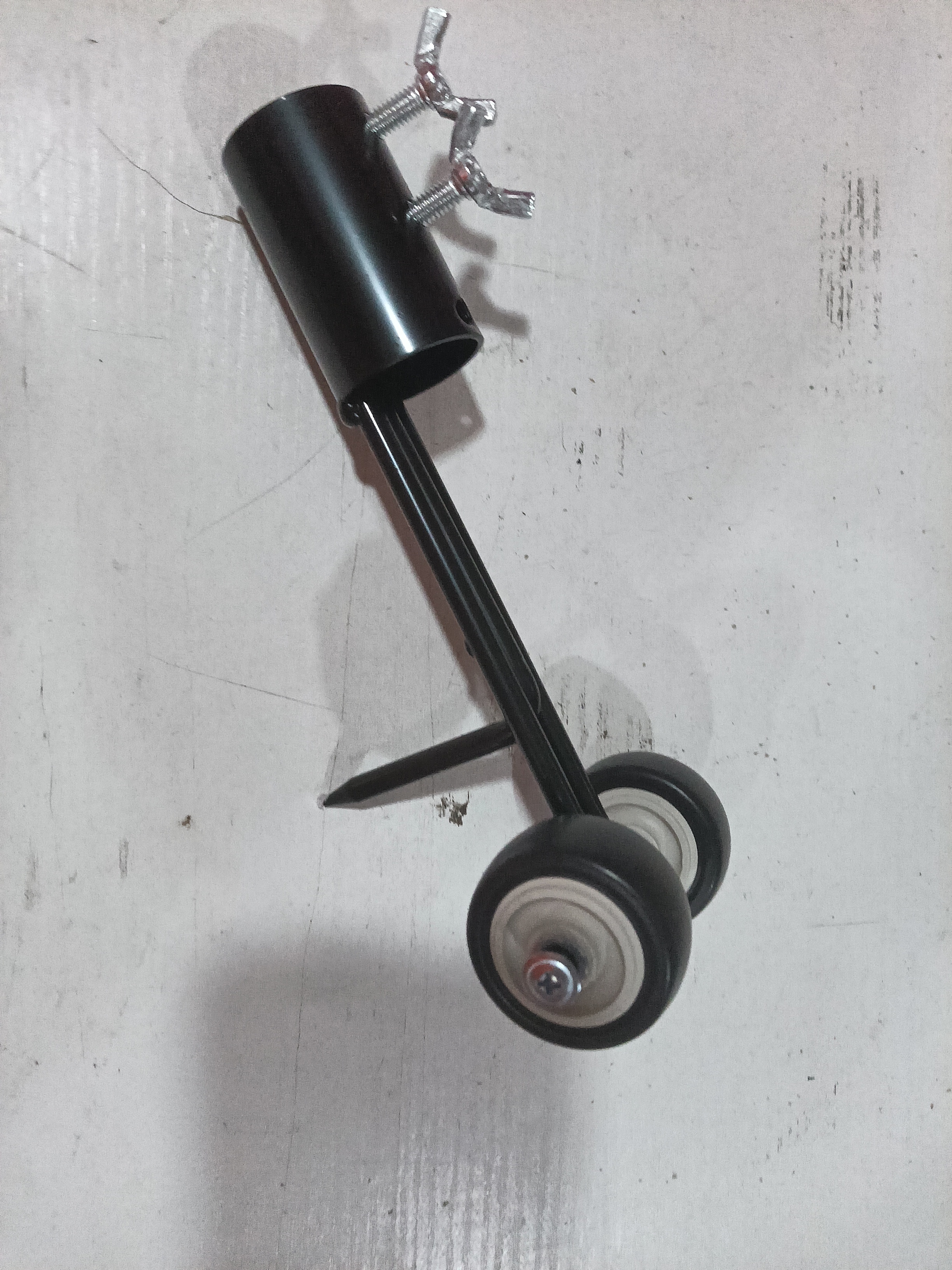 Manual Weeder Roller Cracks Miscellaneous Road Weeding Tools 4c90747d 03ff 4c09 B9c0 B5a663a48bfa