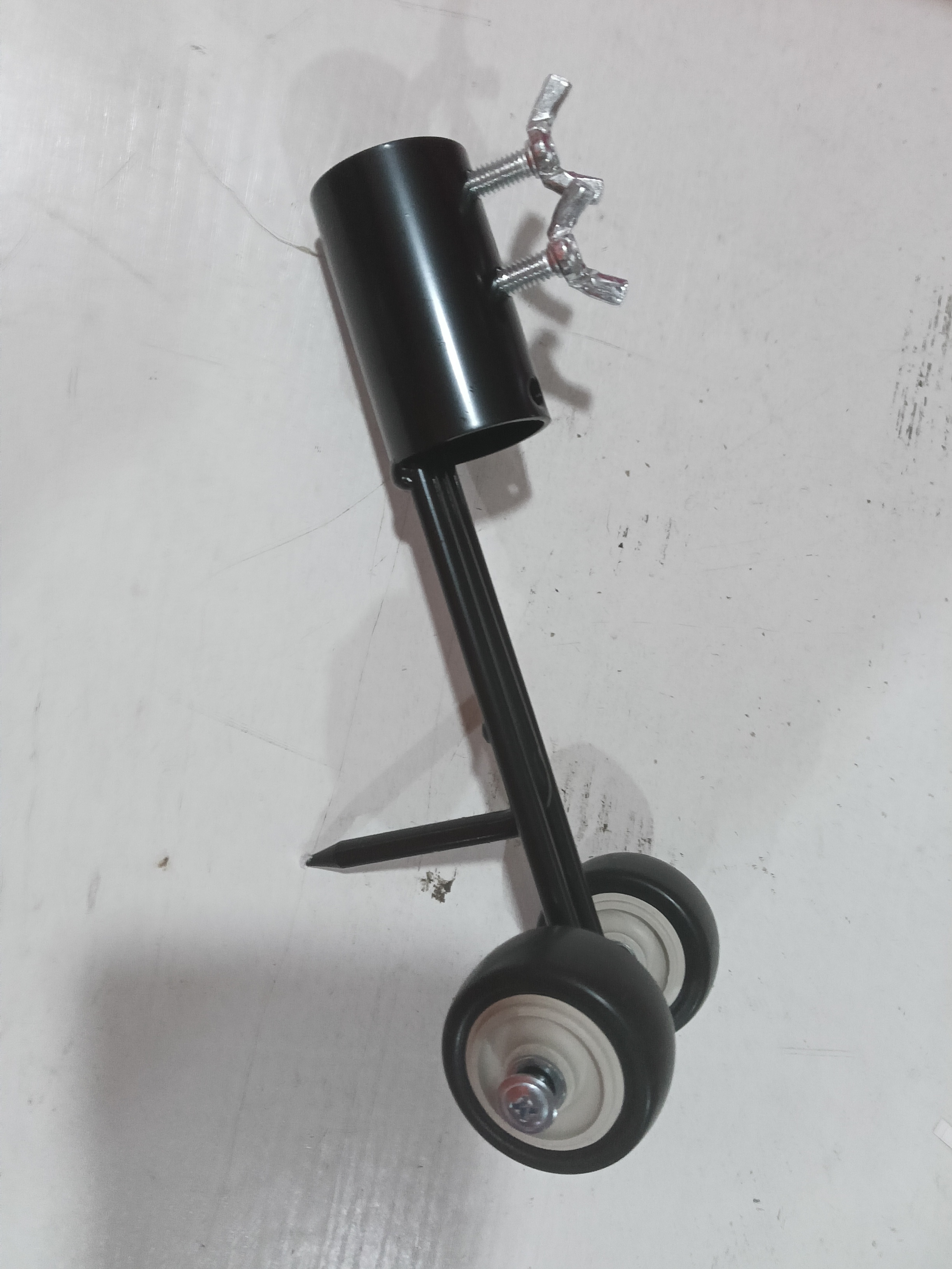 Manual Weeder Roller Cracks Miscellaneous Road Weeding Tools Dbb5c45c A33a 4d53 8cf7 D3d386f65b23