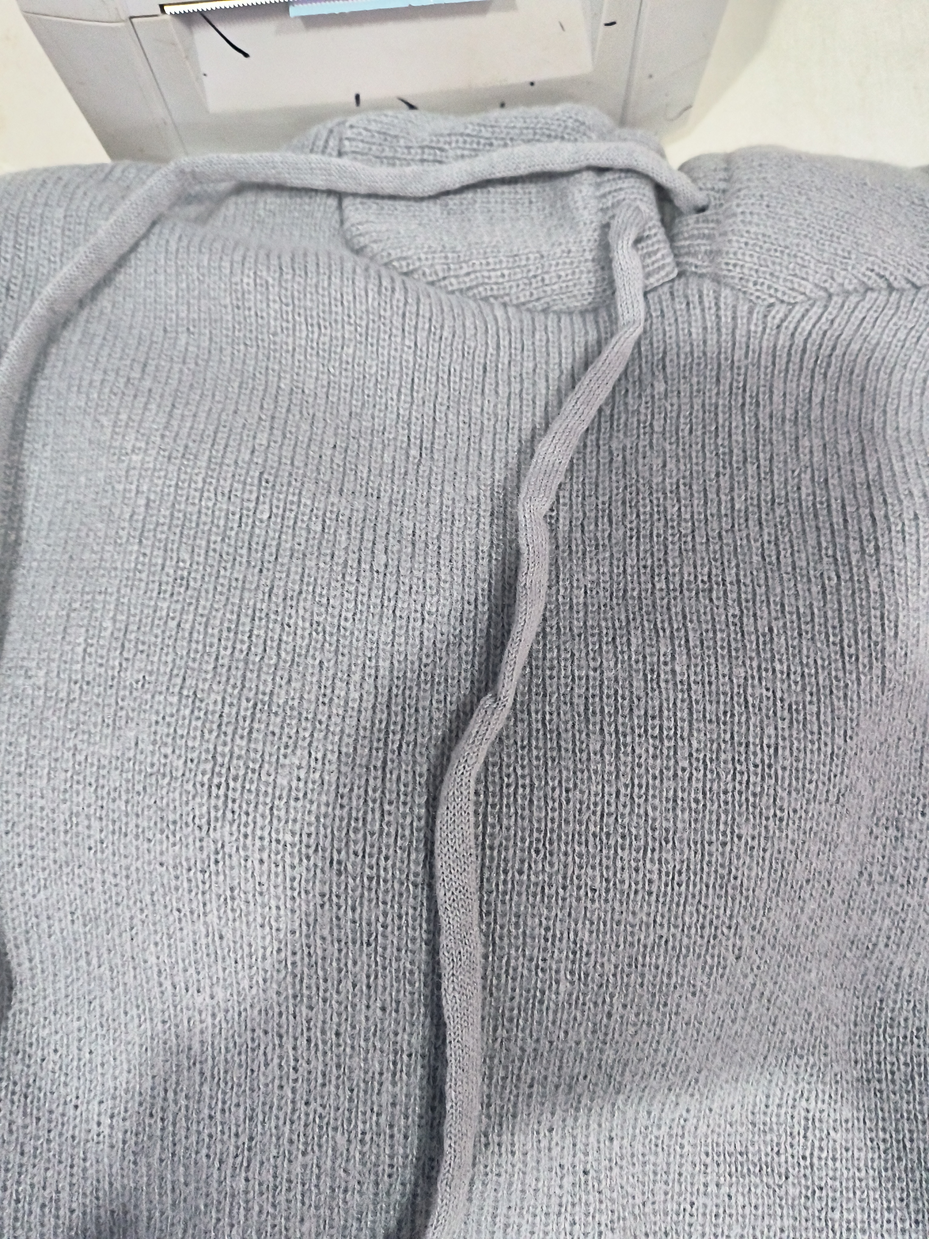 Supplier-provided actual product photo of women's drawstring hoodie 3