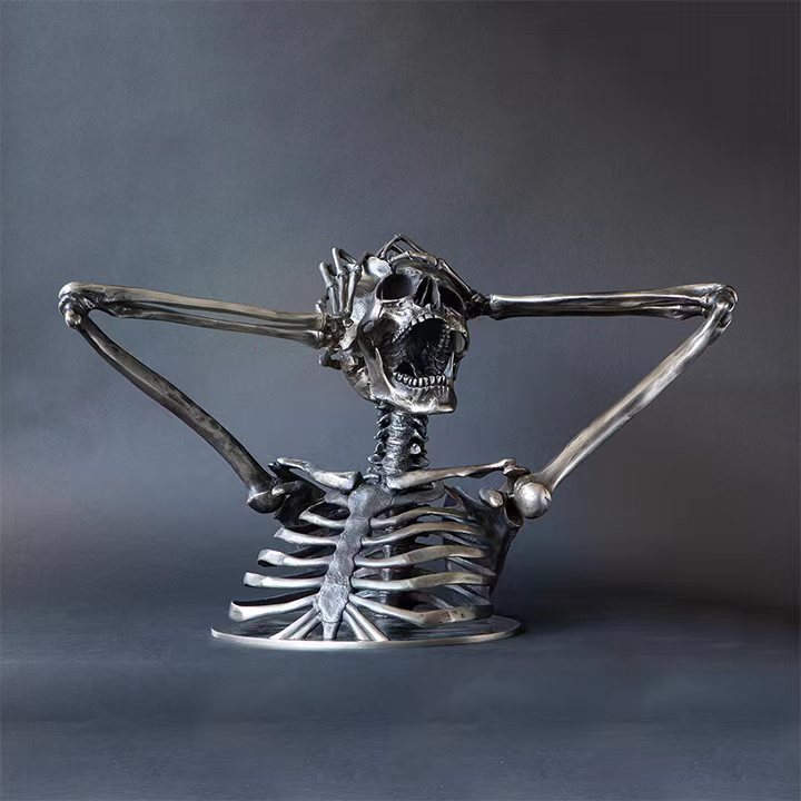 Resin craft crazy skeleton ornament (resin crafts)