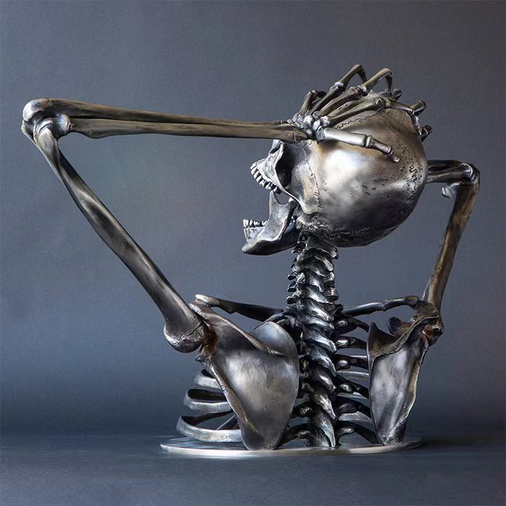 Resin craft crazy skeleton ornament (resin crafts)