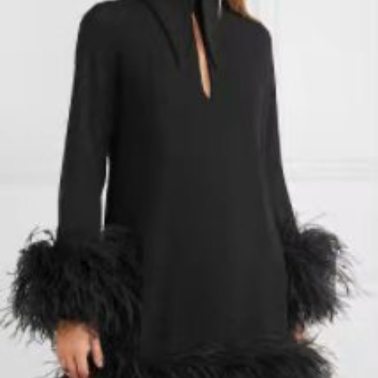 European And American Style Stitching Plush Long-sleeved Dress