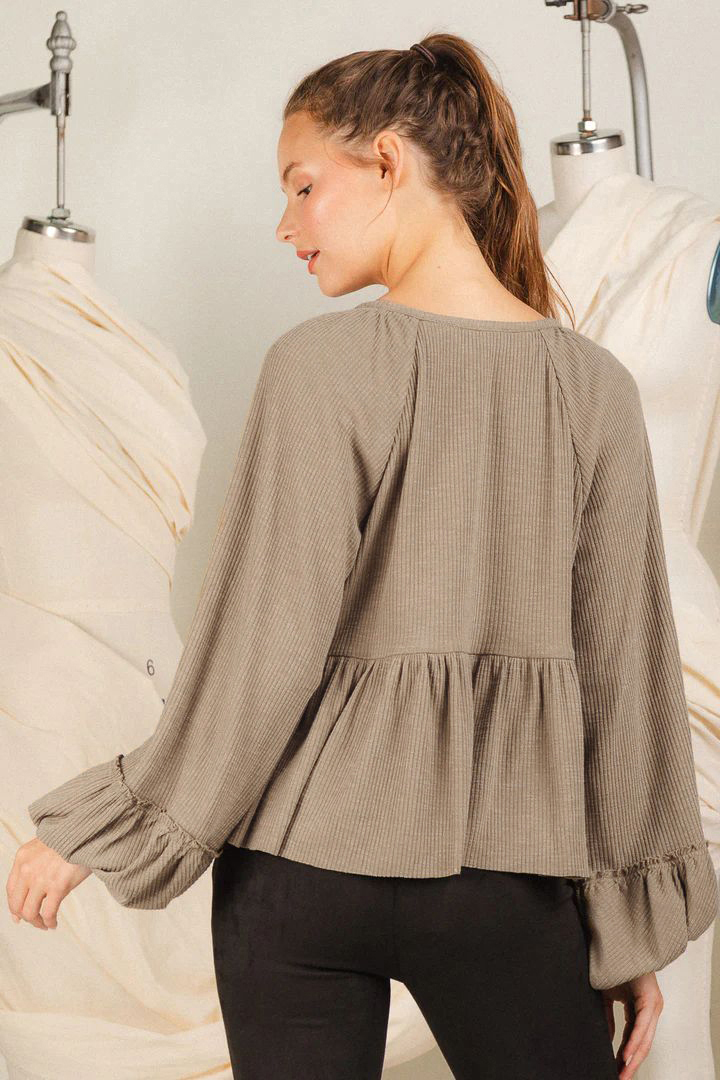 Women's Fashionable Pleated Sunken Stripe Knitted Bottoming Shirt Top