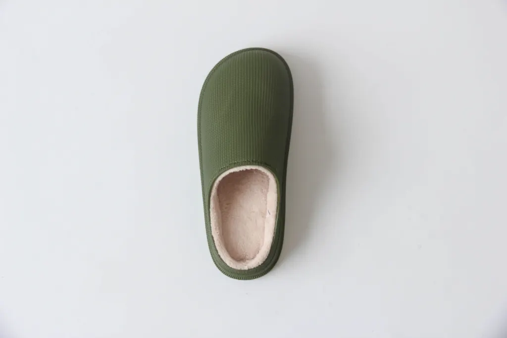 Men's And Women's Waterproof Warm Thick Bottom Non-slip Cotton Slippers - Green