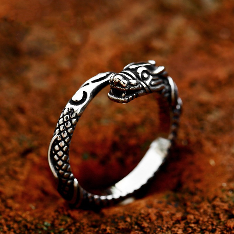 Dragon shaped ring