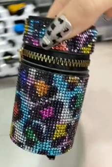 Colour leopard print