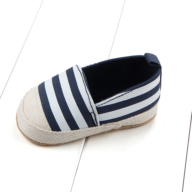 Dark blue stripe