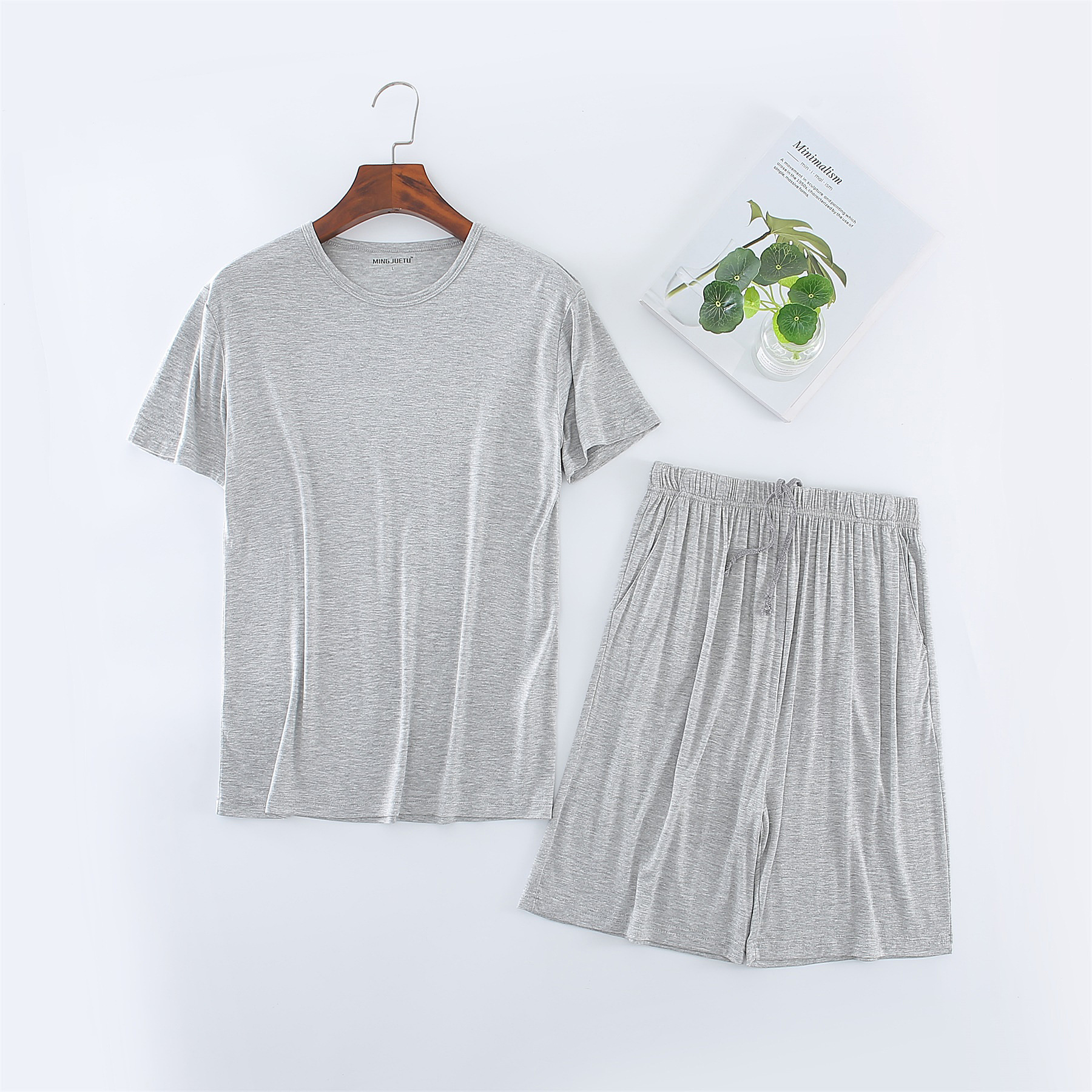Light gray round neck