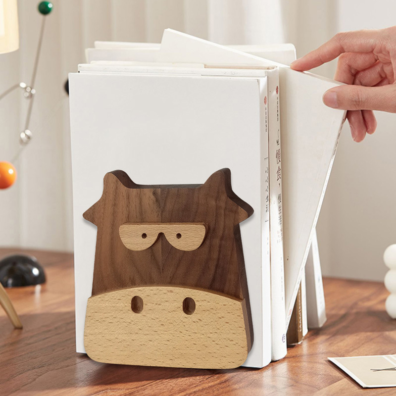 Solid Wood Calf Book Stand Black Walnut Desktop Gift Decoration - Image 4