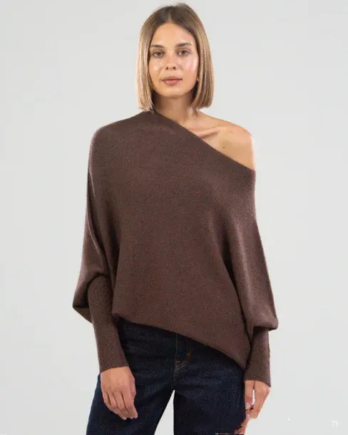 Fashion Round Neck Long Sleeve Comfortable Sweater - Coffee Brown