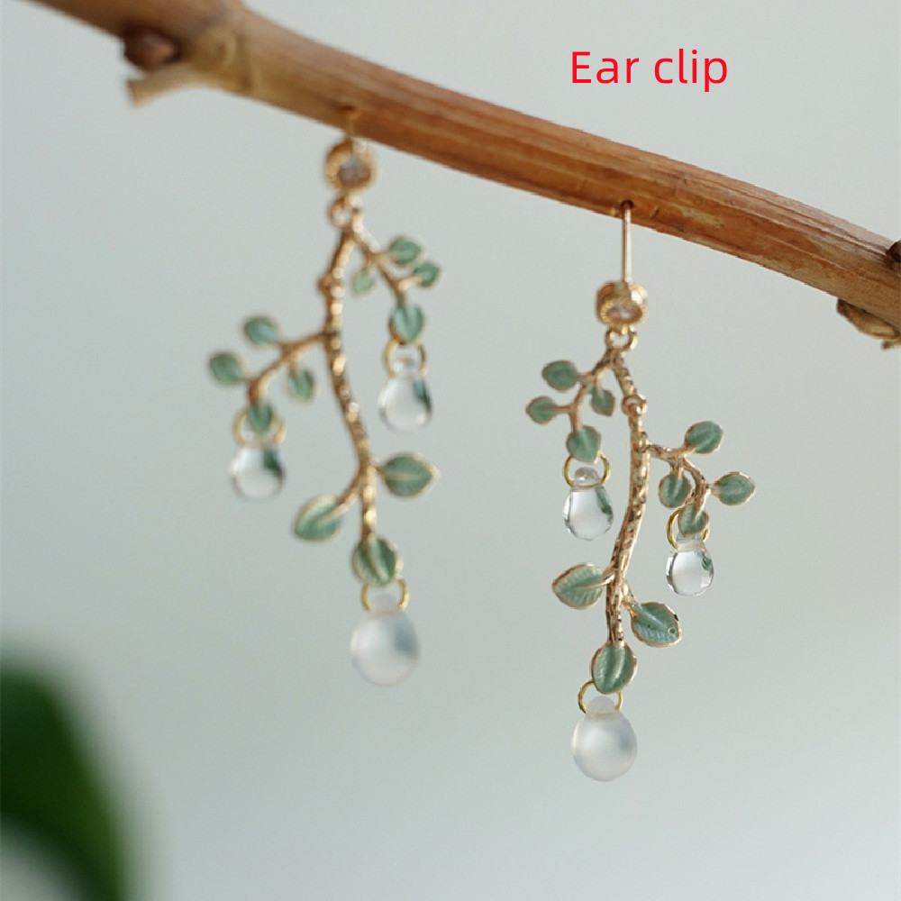 Ear clip