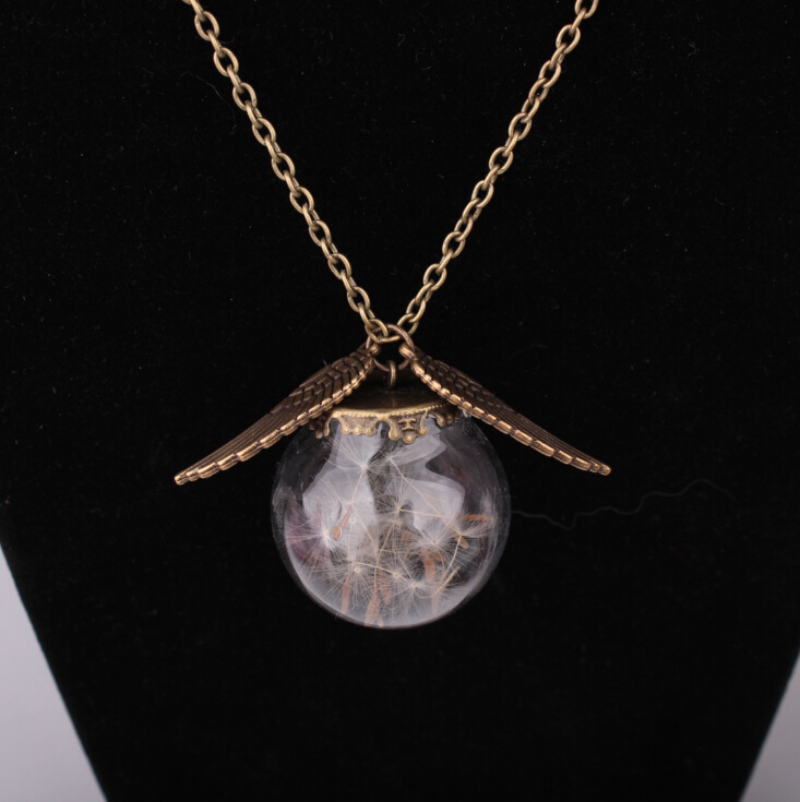 Dandelion Necklace X540