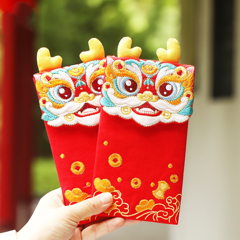 Creative Cartoon Cloth Embroidery Three-dimensional Dragon Year Red Envelope — image 1