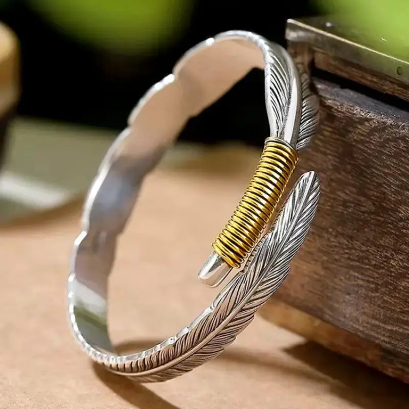 Crater Design Bump Bracelet Fashion