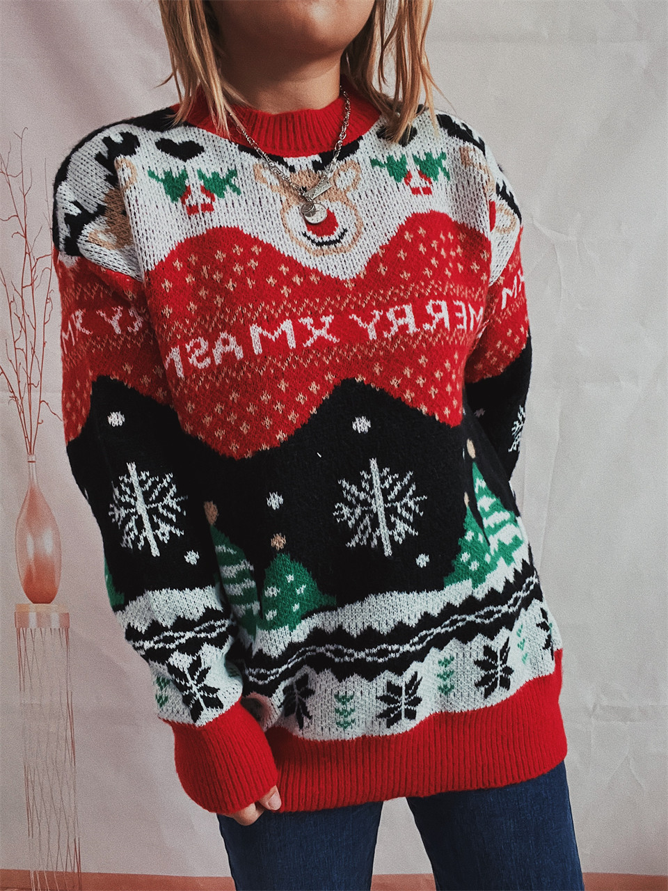 Female Fashion Elk Snowflake Round Neck Long Sleeve Sweater