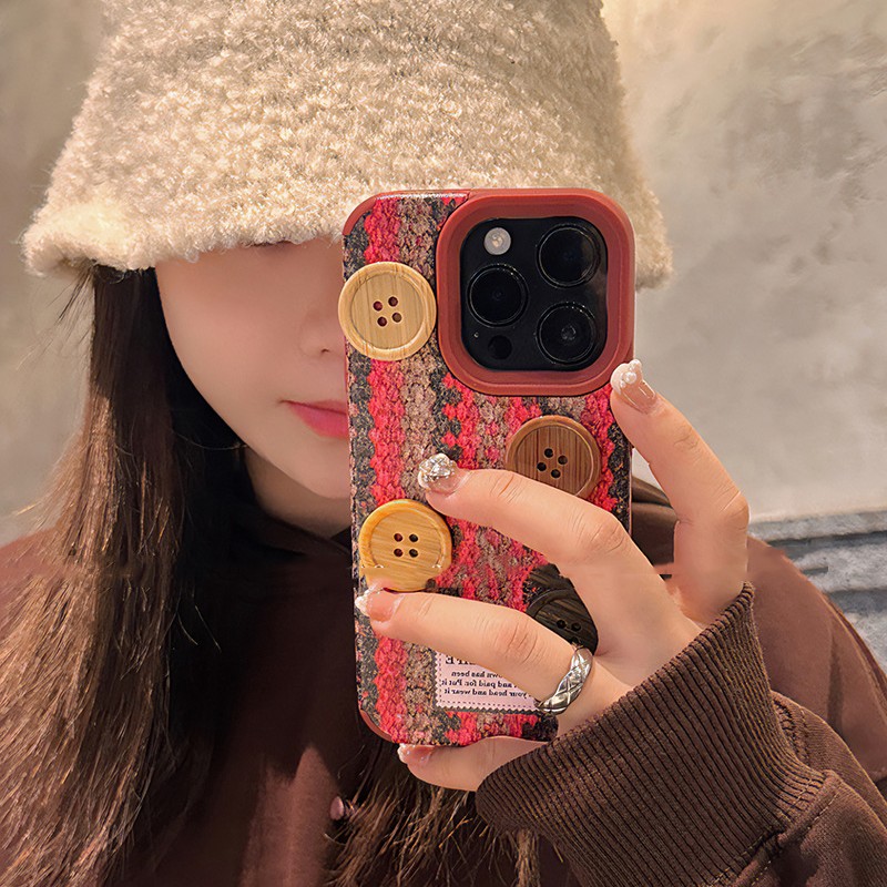 Autumn And Winter Ins Sweater Button Phone Case - Image 4