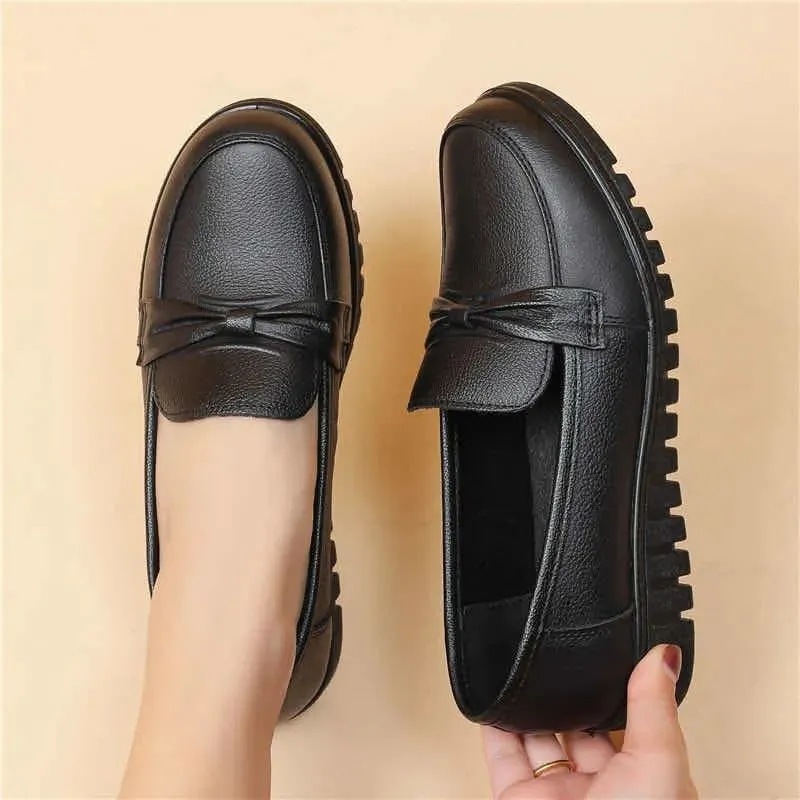 Low Top Solid Color Round Toe Daily Loafers