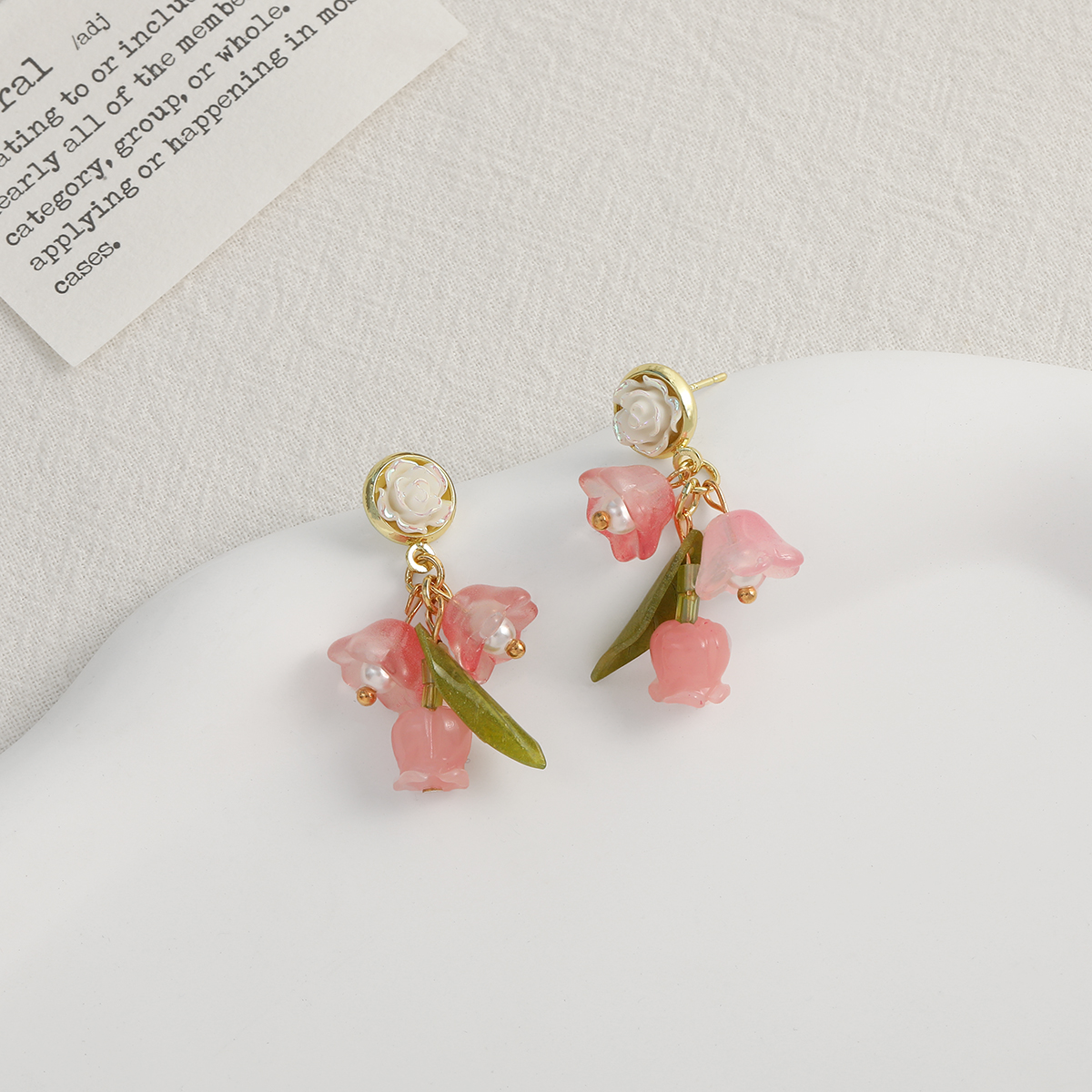Ear stud style
