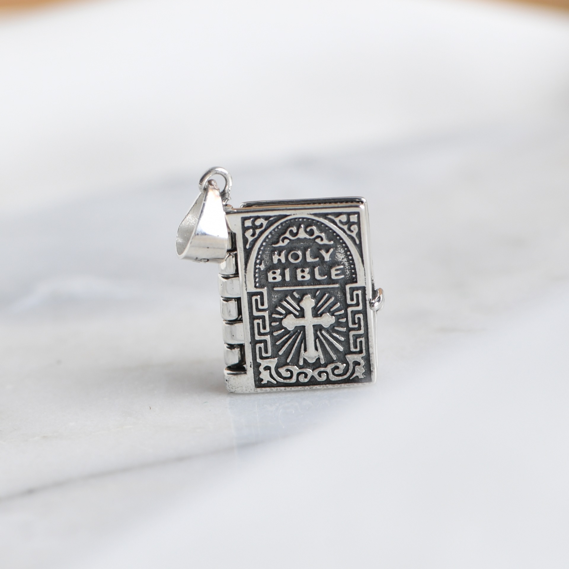 Silver Necklace Pendant Men and Women Couples Cross Bible Love Letter Pendant Personality Silver Jewelry