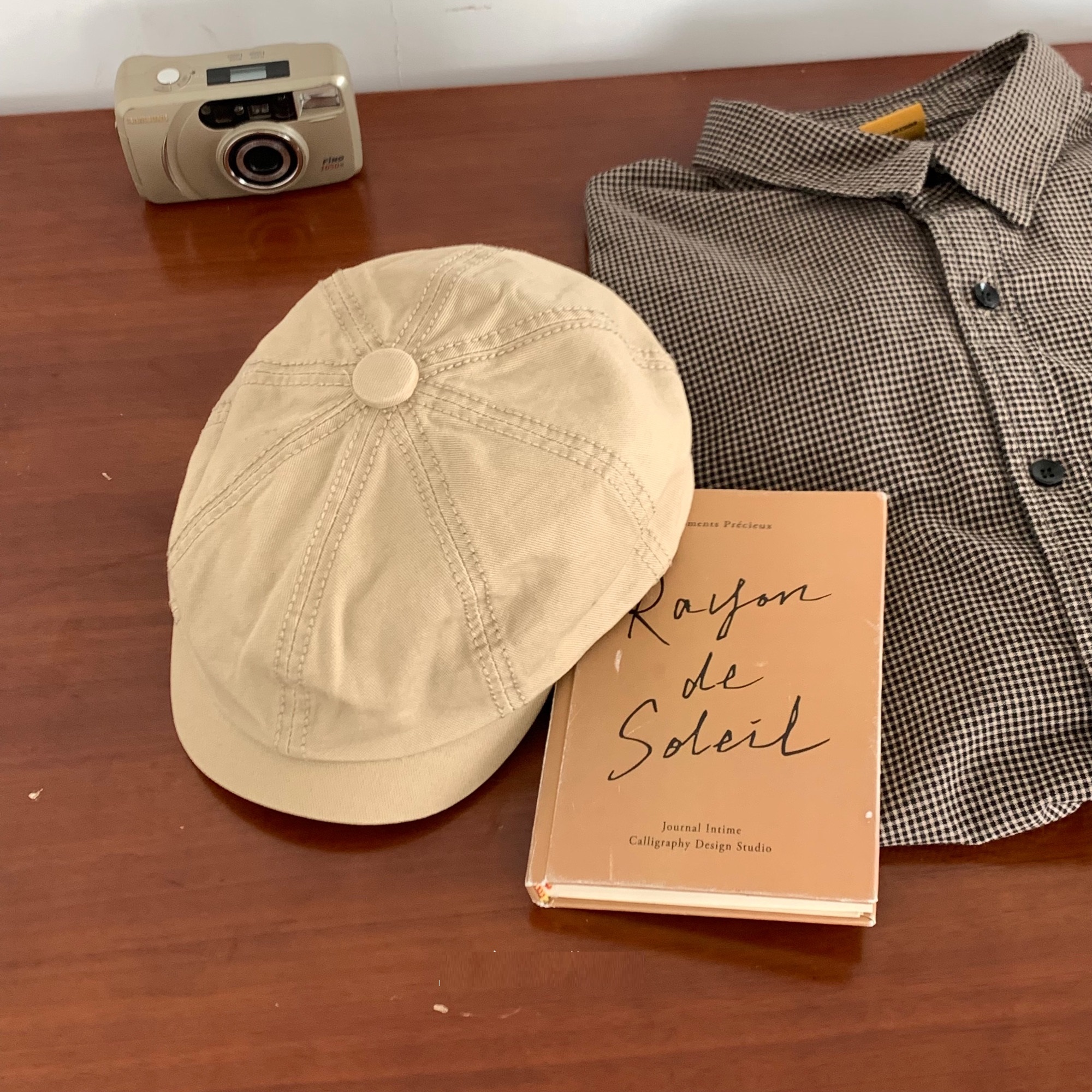 Light Khaki