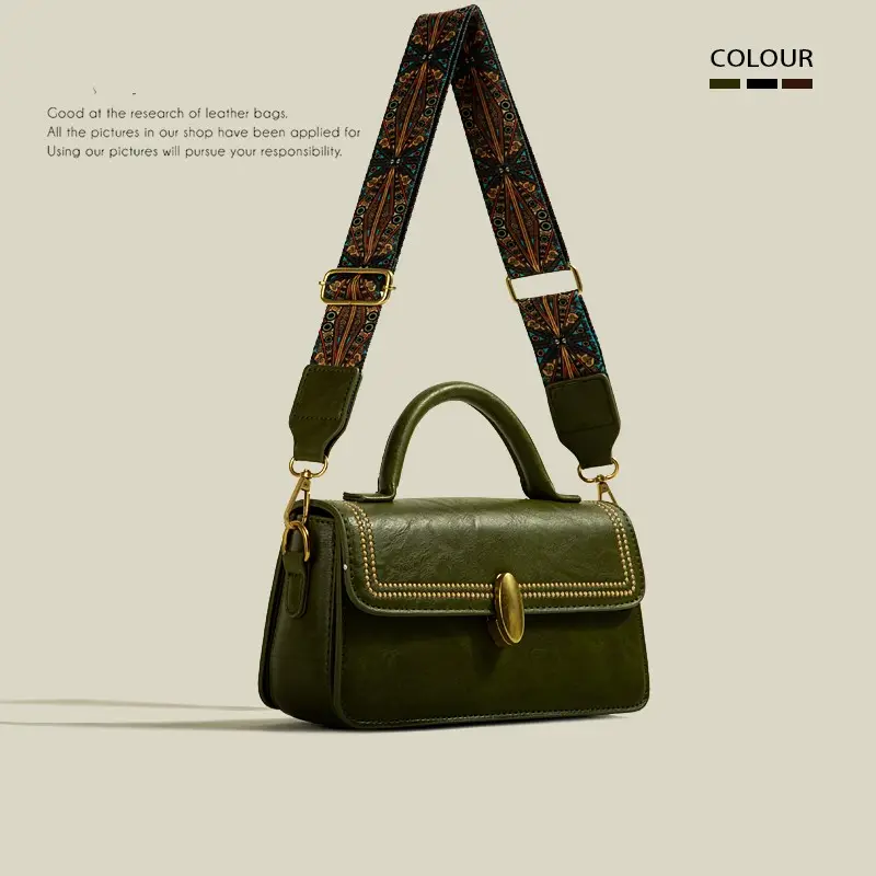 Advanced Texture Retro Messenger Bag