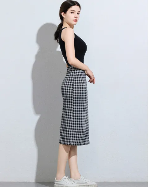 Checkered Knitted Women's Skirt Black - Shop at LoveMi