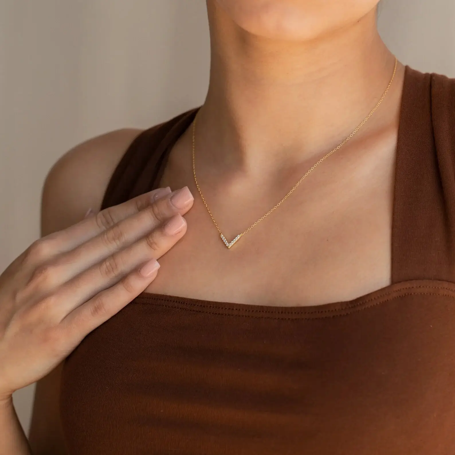 Women's V-shaped Fashionable Simple Elegant Stainless Steel Necklace