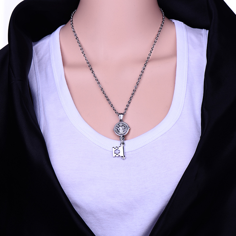 European And American Retro Stainless Steel Gold Spoon Pendant