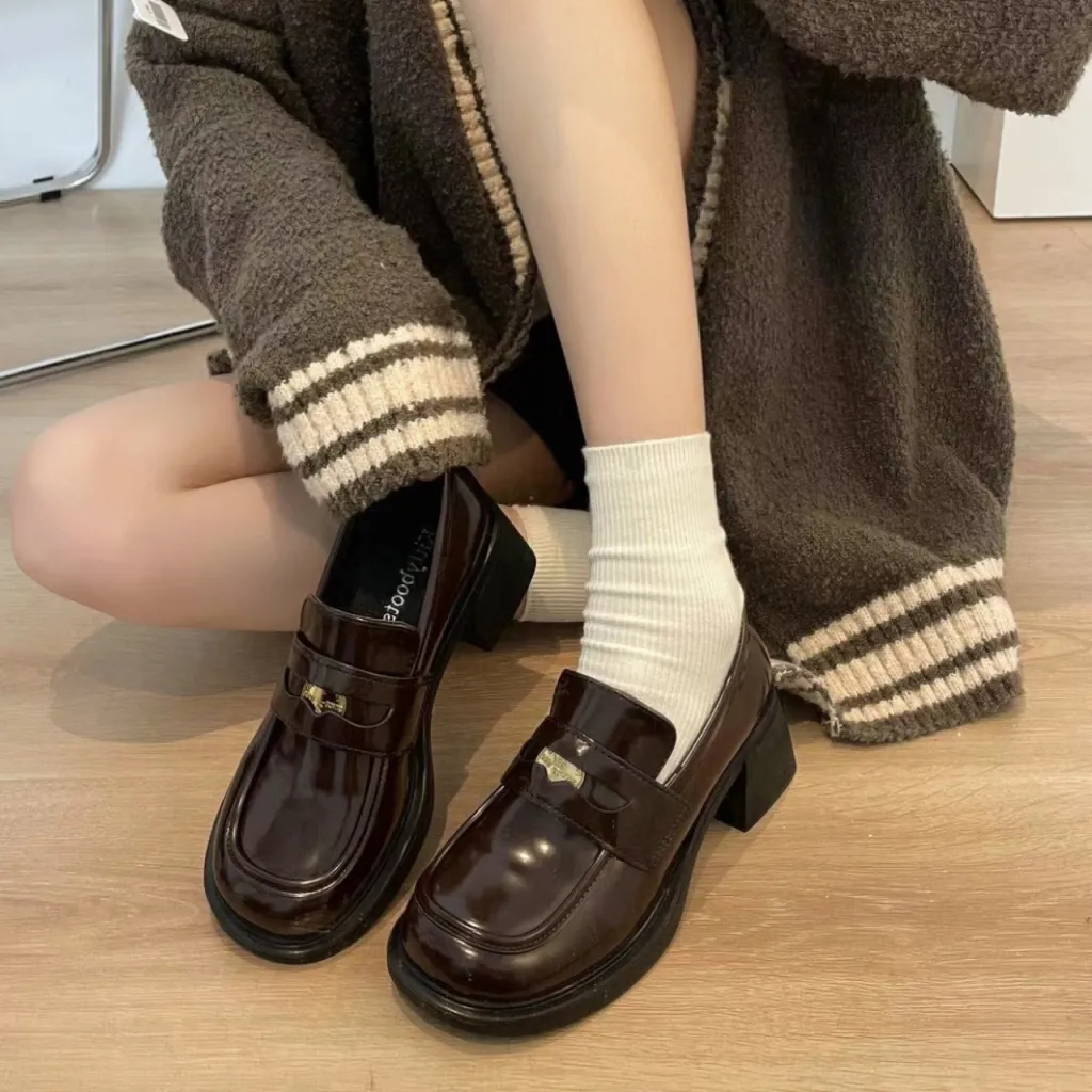 Women's Thick-soled Slip-on Medium Chunky Heel Pumps - Brown