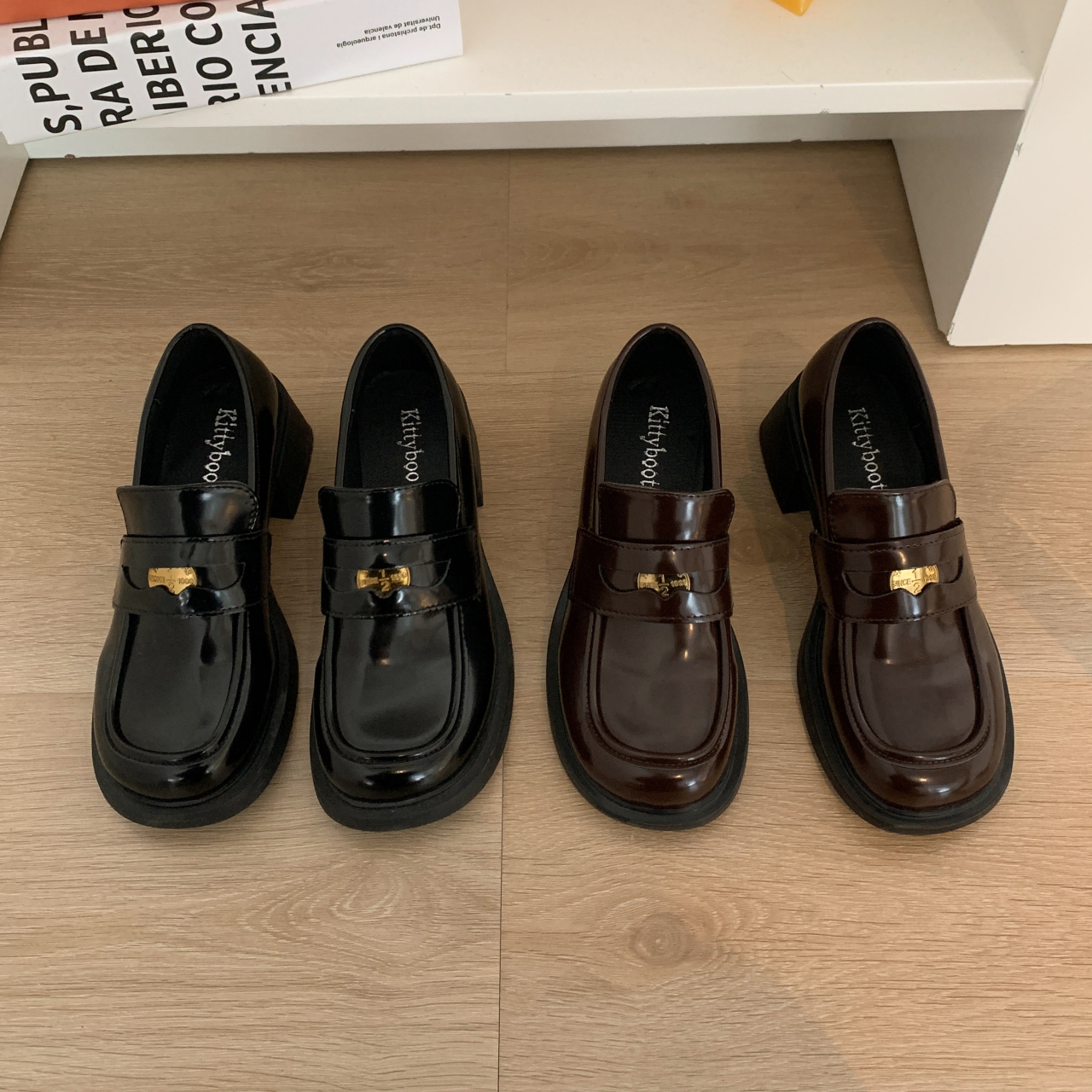 Women's Thick-soled Slip-on Medium Chunky Heel Pumps