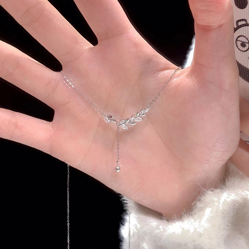 Women's Sterling Silver Necklace Light Luxury Minority High-grade Clavicle