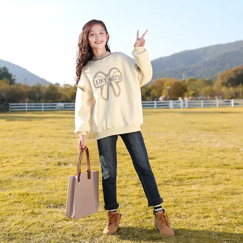 Girls' Fleece-lined Sweater Autumn and Winter Clothing