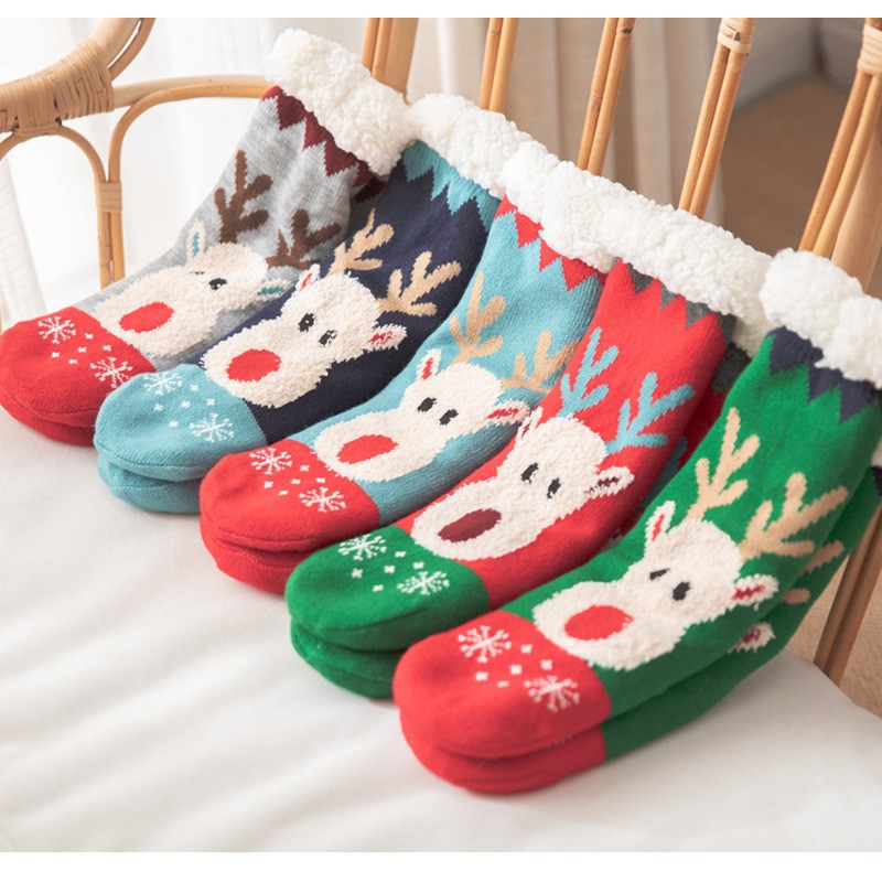 Cute Cartoon Elk Women’s Christmas Winter Socks
