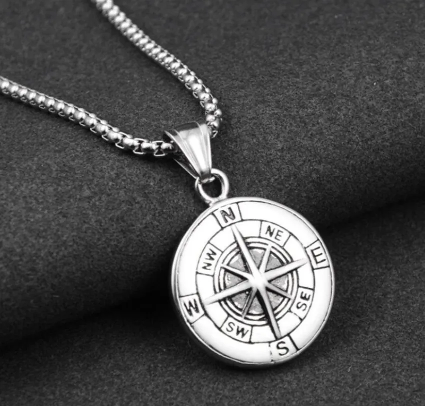 Compass necklace - Silver