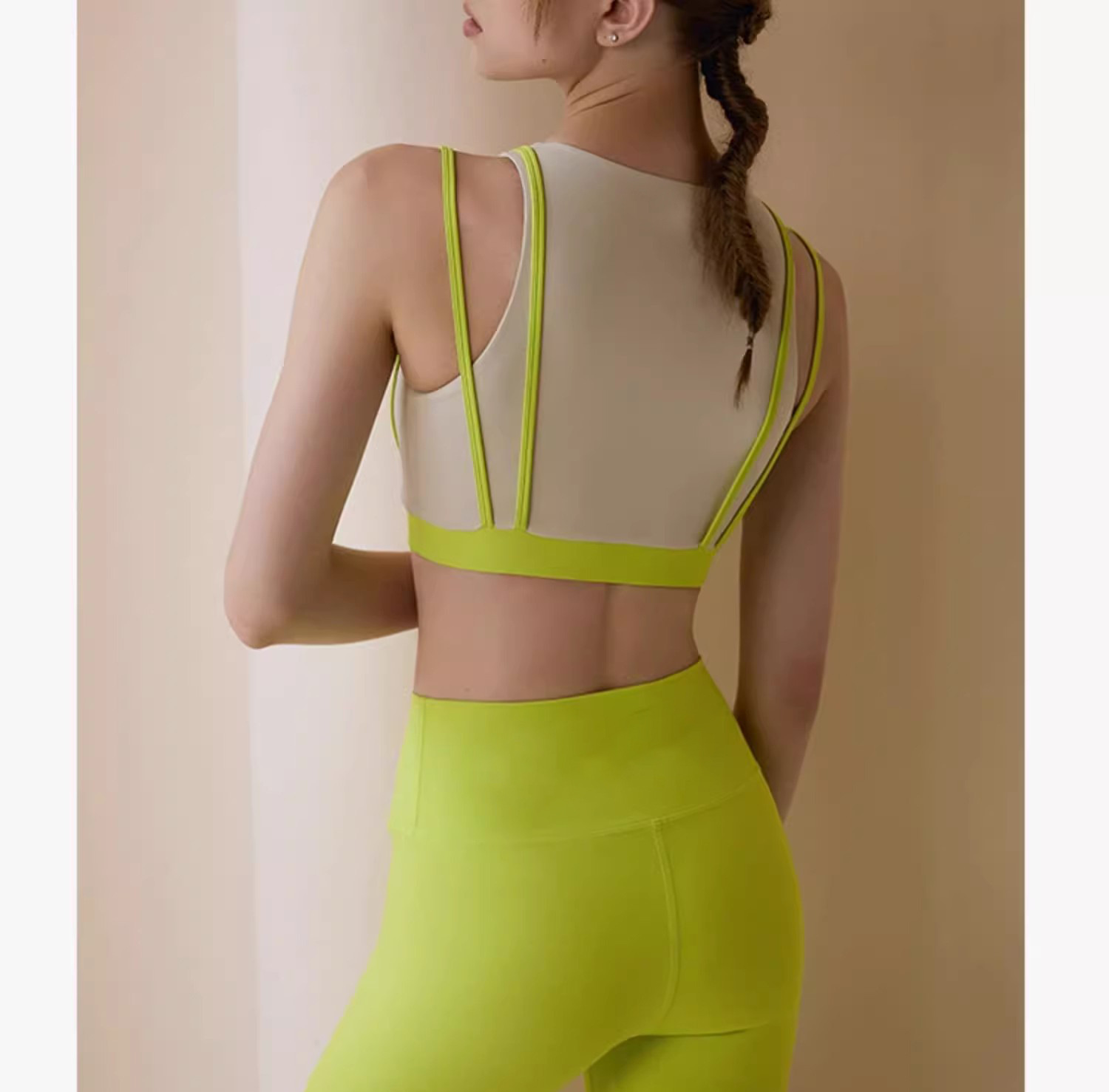 Fluorescent top