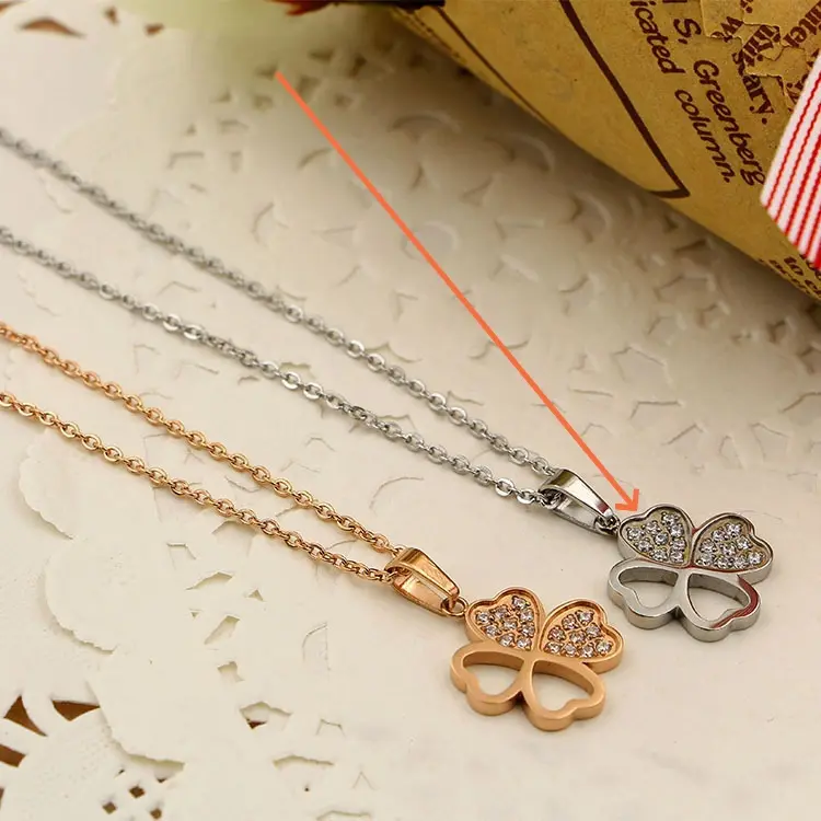 Korean Style CNC Diamond Clover Micro Inlaid Stone Pendant Clavicle Titanium Steel Clavicle Chain