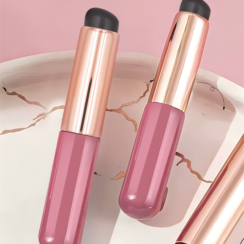 Soft Silicone Lip Brush With Cover Portable And Dustproof