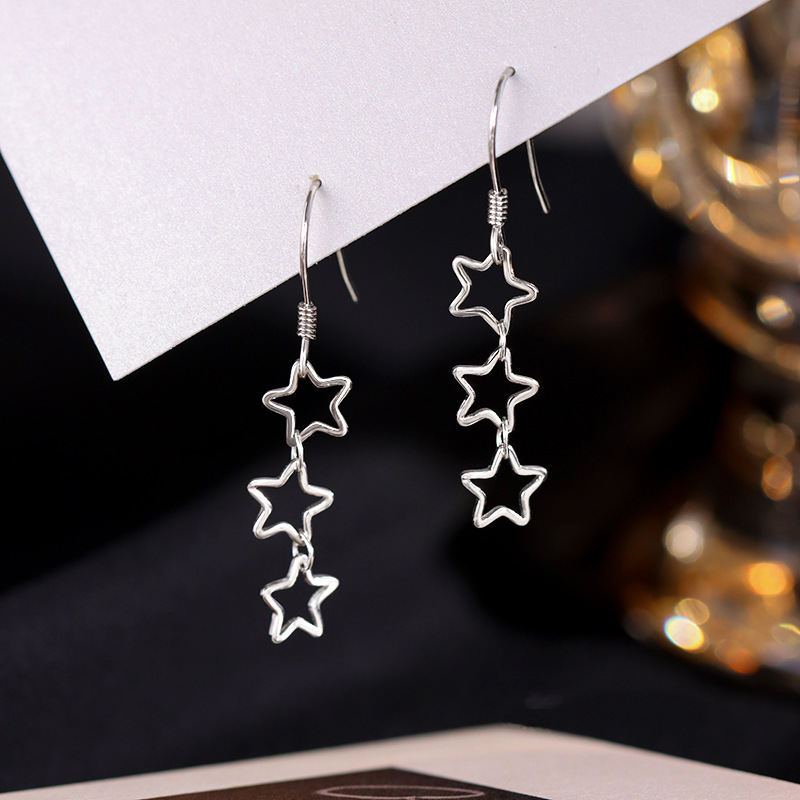 Star ear hook