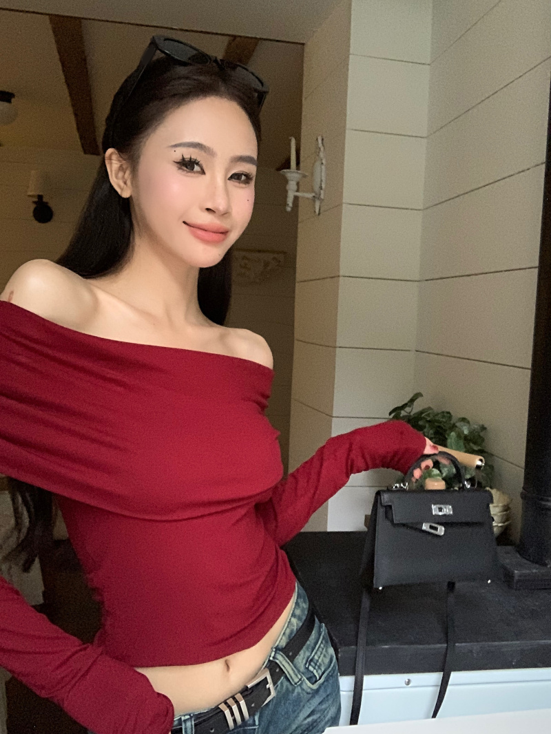 Vintage One-shoulder Long-sleeved Knitwear For Women