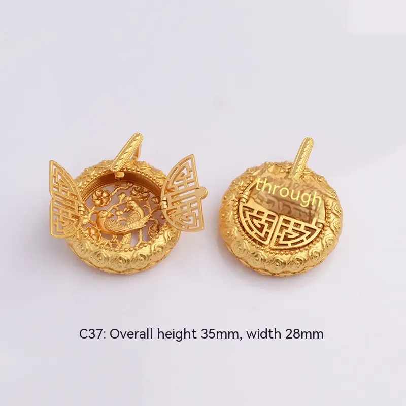 Ancient Style Alluvial Gold Hollow-out See Luck Pendant