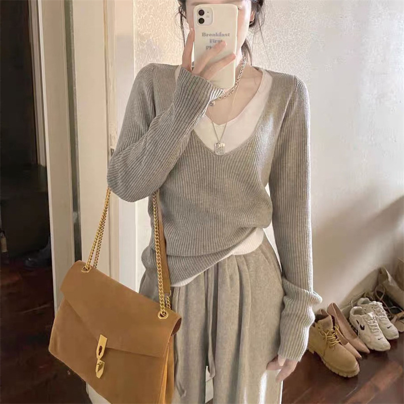 Fake Two-piece V-neck Knitted Bottoming Shirt Top