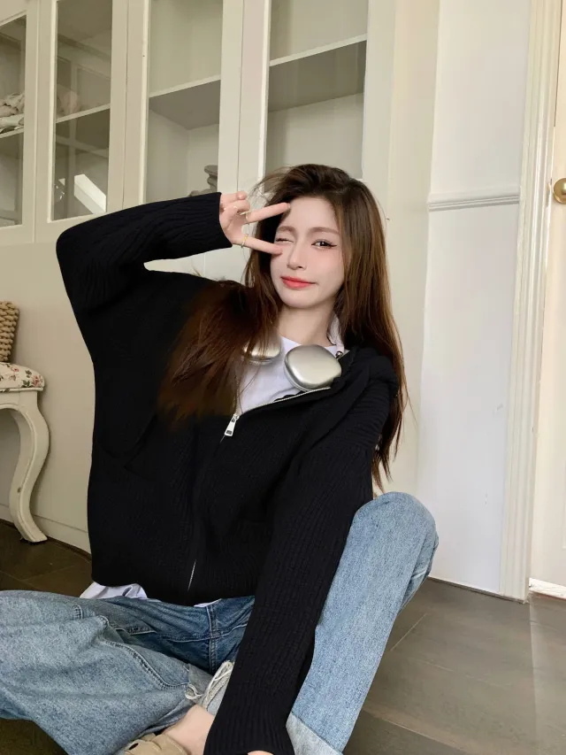 Large Casual Long Sleeved Hoodie Black - Shop at LoveMi