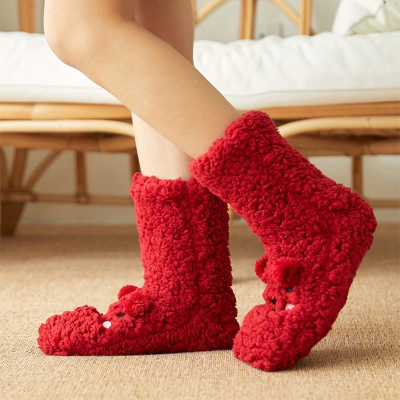 Title 7, Niedliche Cartoon-Bär-Fuzzy-Socken für Frauen, ...