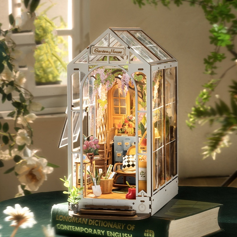 Holiday Greenhouse