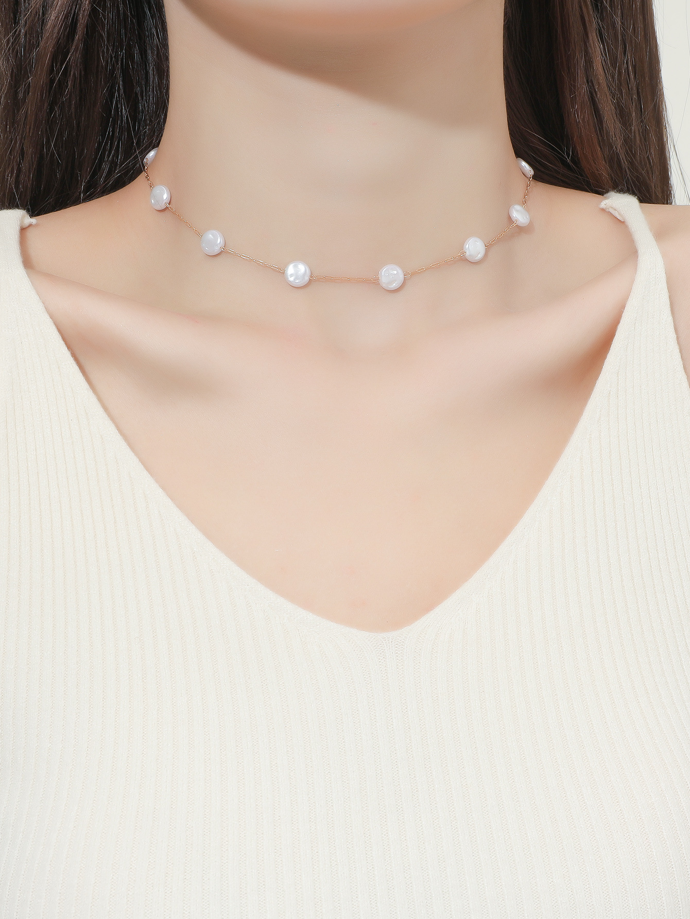 New Creative Fashion Pearl Single Layer Choker