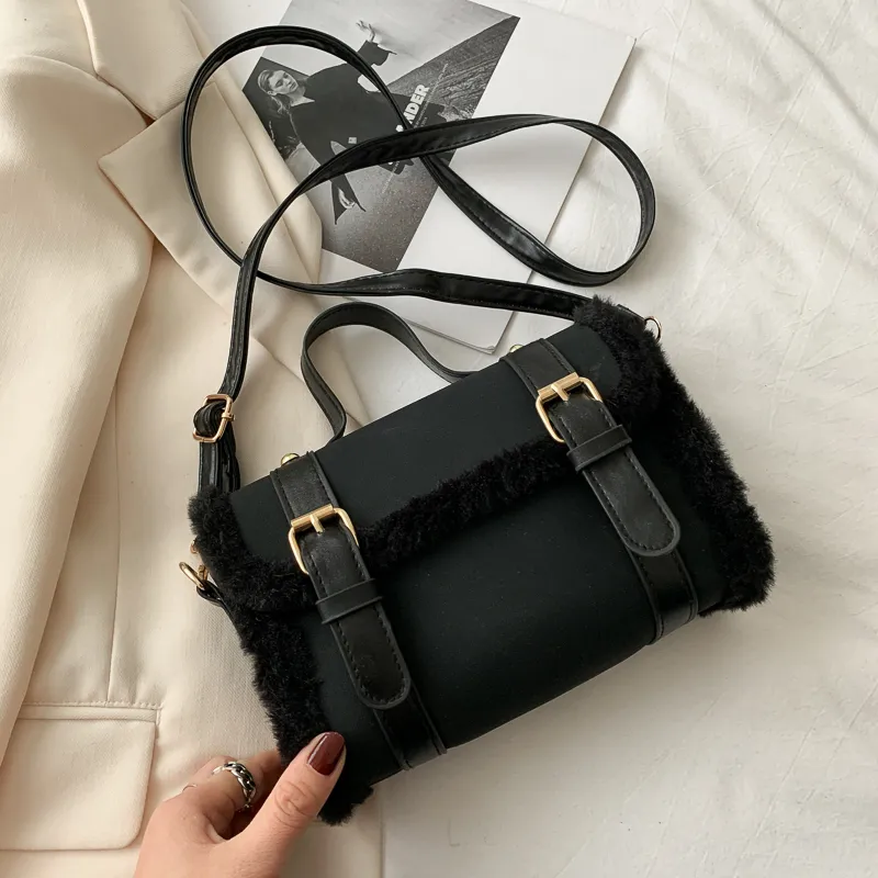 Plush Women's Crossbody Handbag Fashion - Black