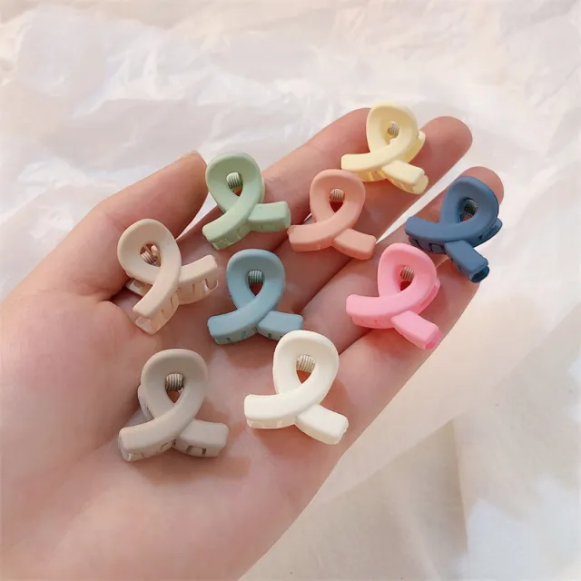 Women's Hair Clip With Frosted Back Of The Head Spoon Random - Shop at LoveMi