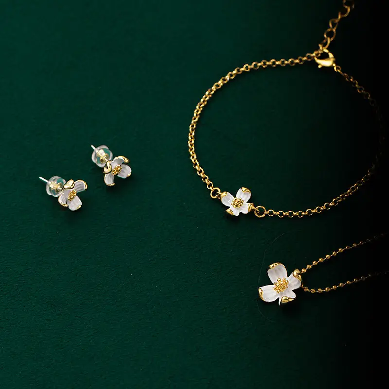 Women's Rural Daisy Necklace