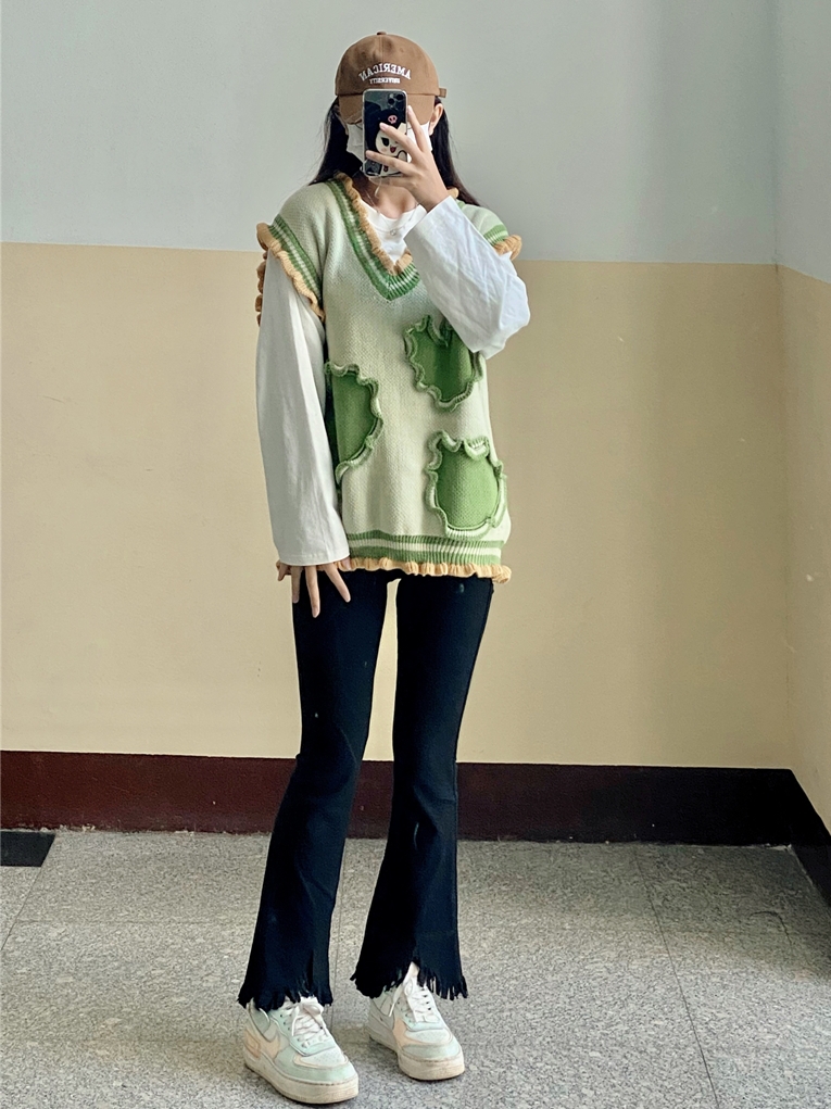 Sleeveless Vest Knit Sweater In College Style