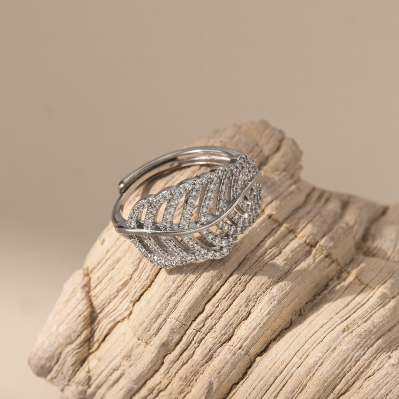 Simple Hollow Leaves Zircon Ring Female 18K Real Gold All-match High Sense